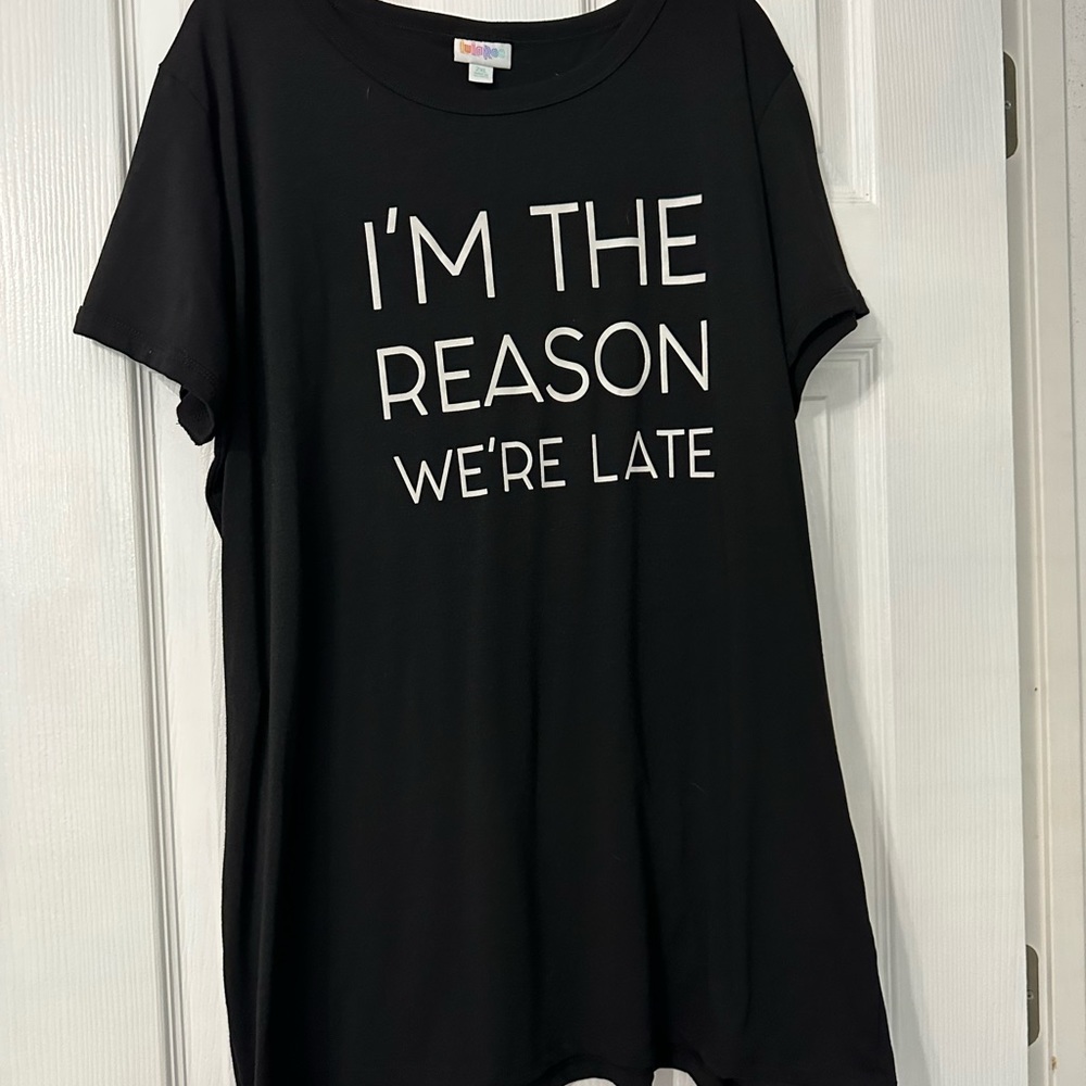 Black Graphic Tee - Short Sleeve